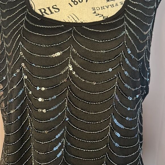 Studio y extra-large, sequined tank top great for the holidays - Picture 2 of 7